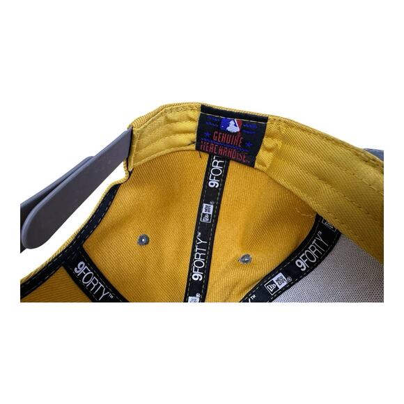 LA Dodgers New Era 9Forty Men’s SnapBack Hat Wheat Navy With Outline - Picture 10 of 10